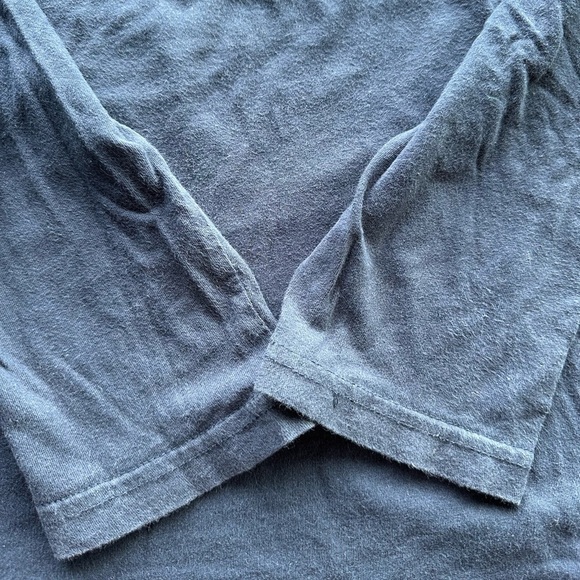 Hurley Boys Size 10-12 Navy Long Sleeve  Graphic Tee Shirt - Picture 5 of 5